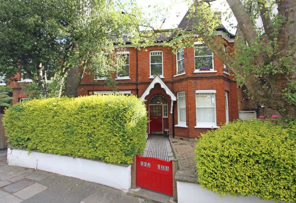 Property photo 1 of 4