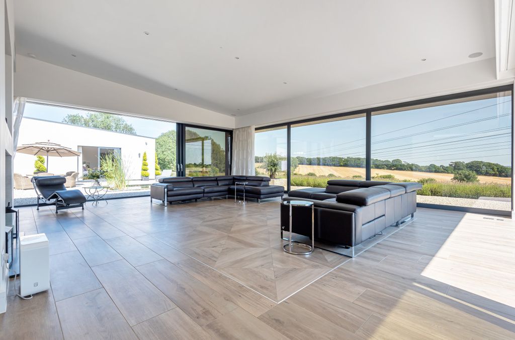 Property photo 3 of 28 882150 (14).Jpg