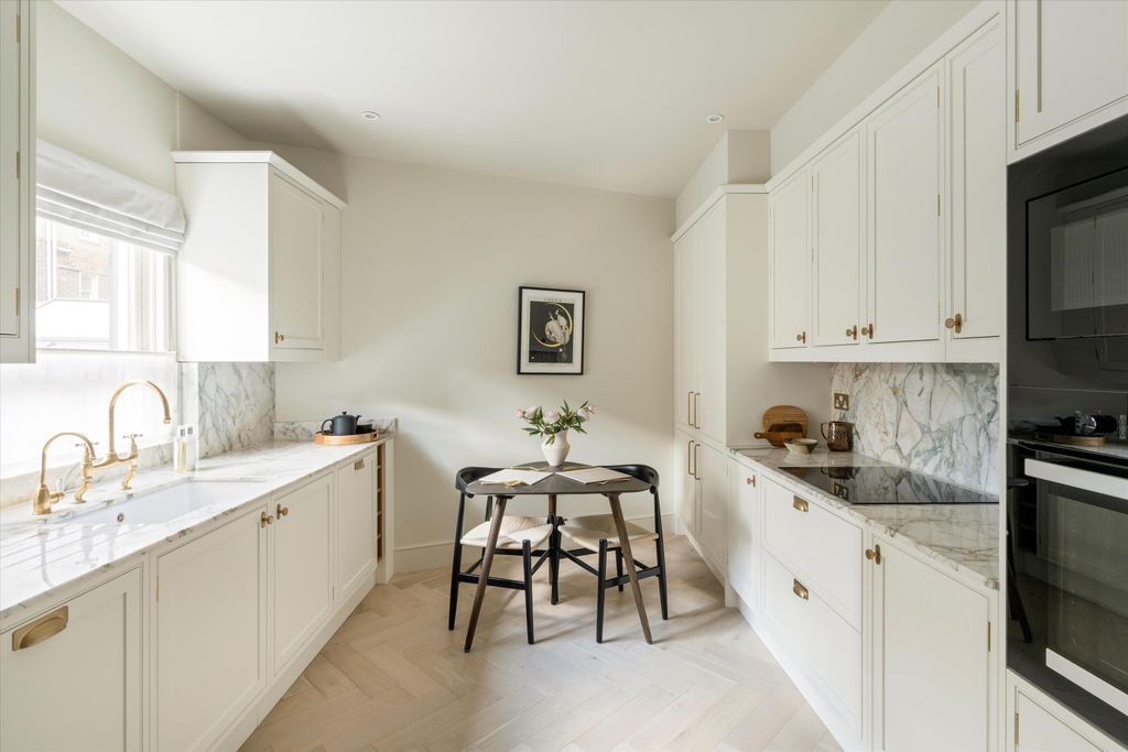 Property photo 3 of 15 Image