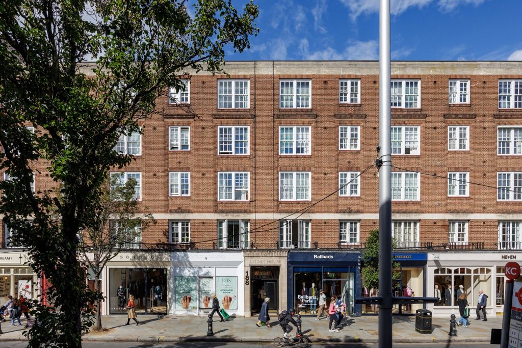 Property photo 1 of 1 Cygnet House F2 (...