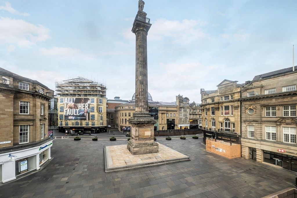 Property photo 2 of 15 Photo