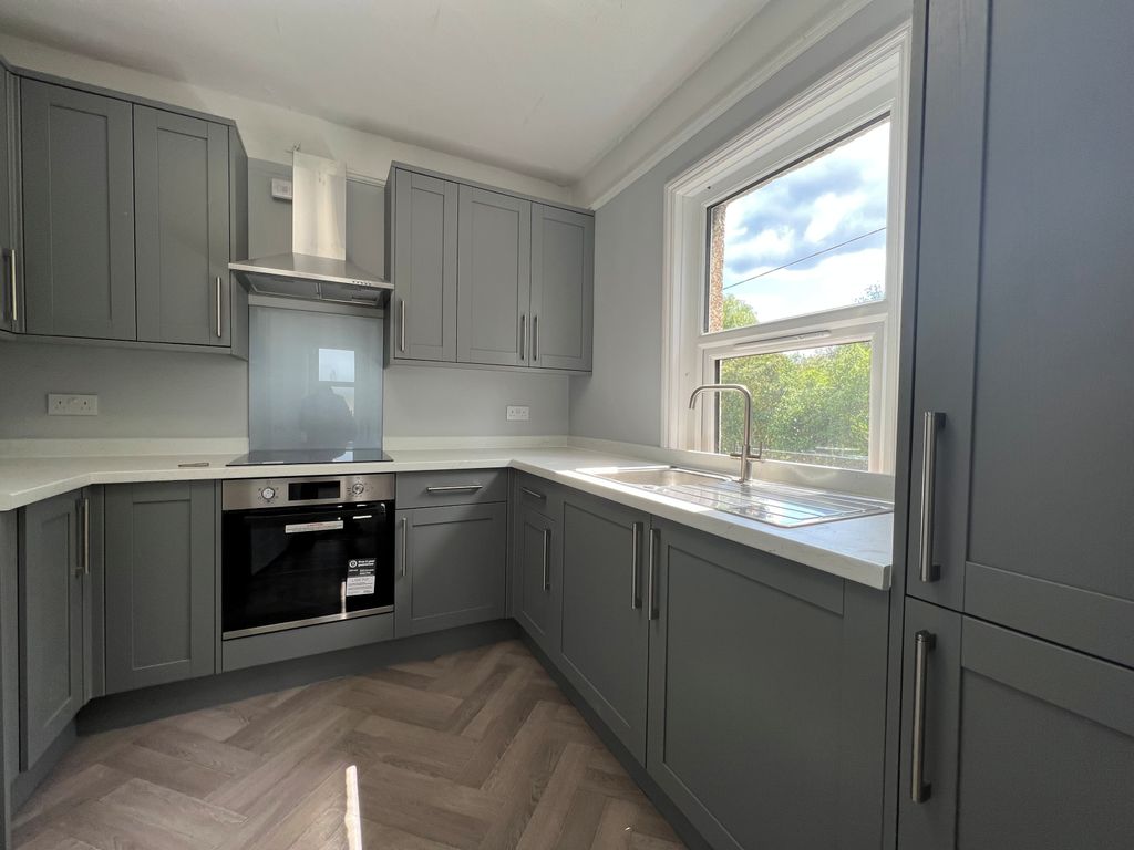 Property photo 2 of 6 Gallery