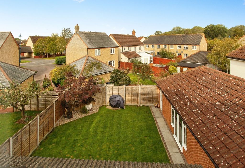 Property photo 3 of 17