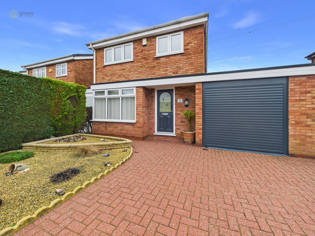 Property photo 1 of 32