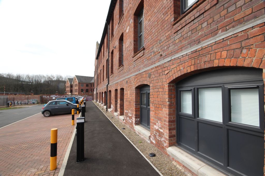 Property photo 2 of 9 The-Prestons-External-4.Jpg