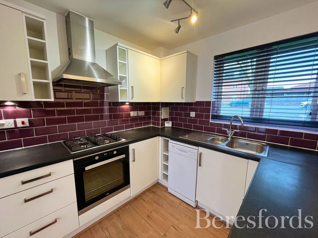 Property photo 2 of 24 Picture No. 14