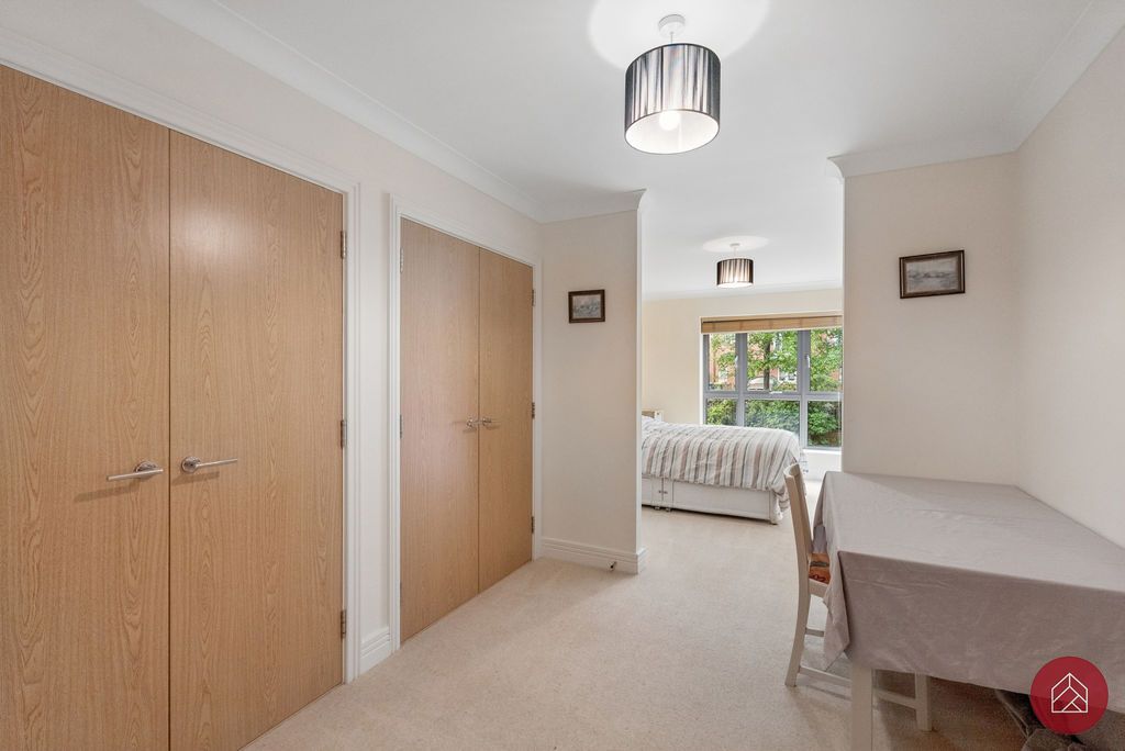 Additional image 9 of 2 bed flat for saleWalton Well Road, Oxford City OX2