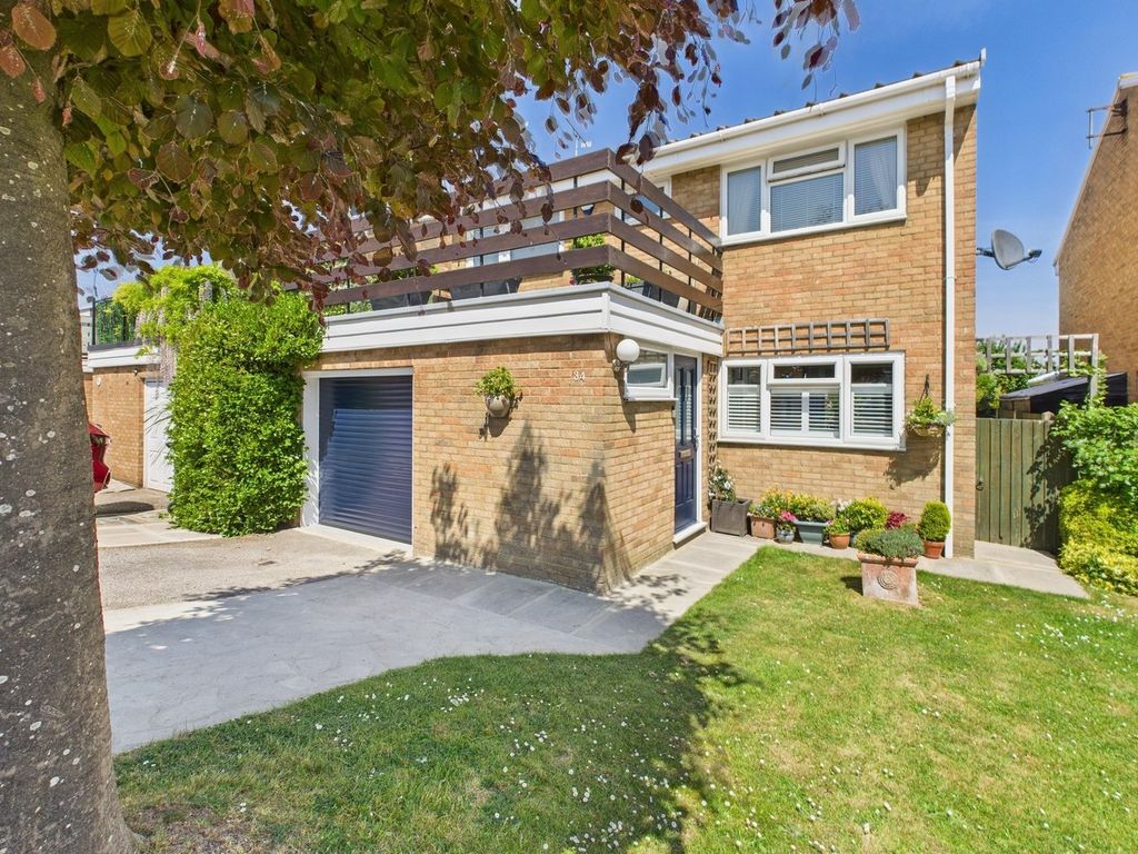 Property photo 1 of 30