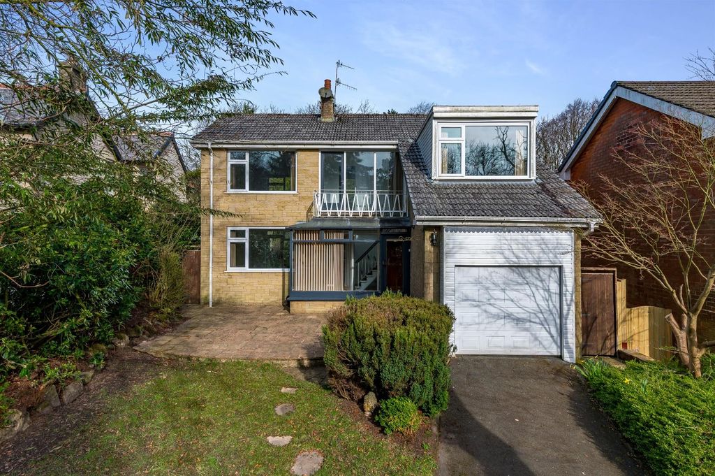 Property photo 1 of 34 Oakwood-16.Jpg