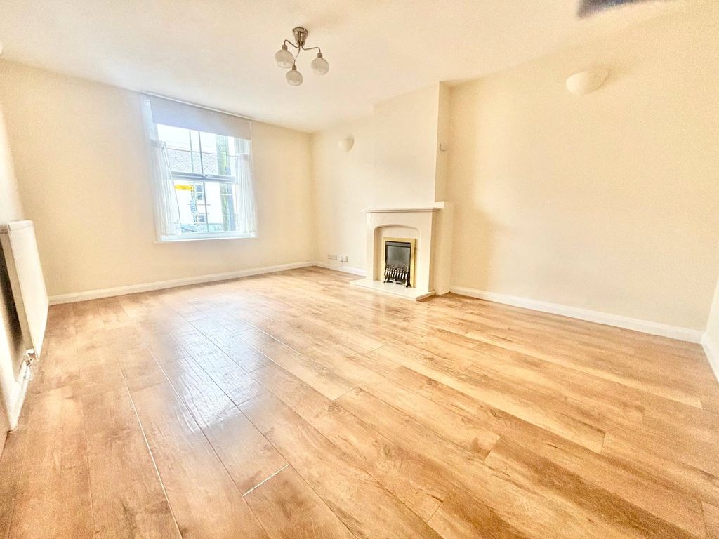 Property photo 2 of 9 Picture No. 06