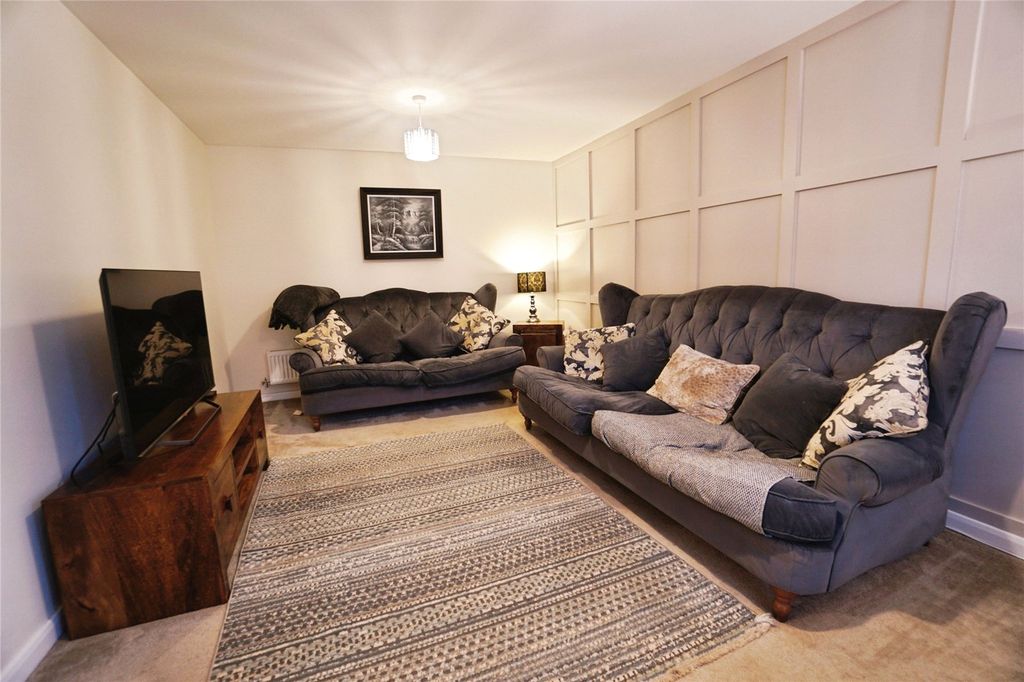 Property photo 2 of 16 Picture 2