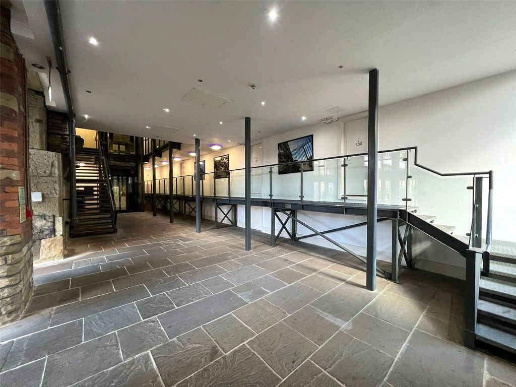 Property photo 3 of 14 Picture No. 09