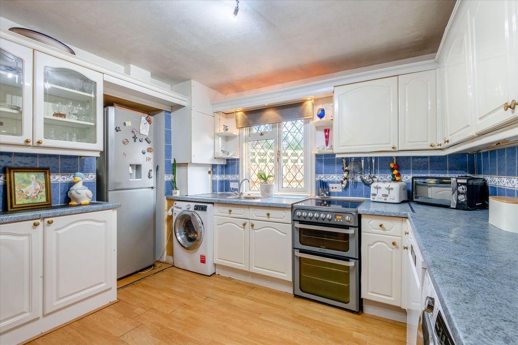 Property photo 3 of 13 Image