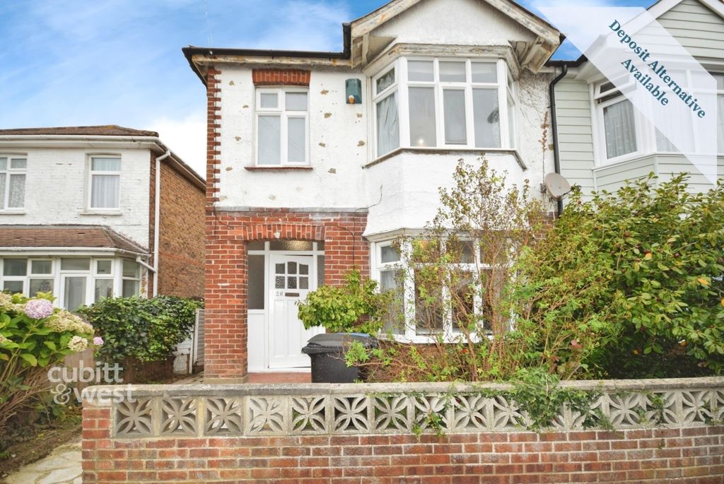 Property photo 1 of 9 26 Cavendish Road...