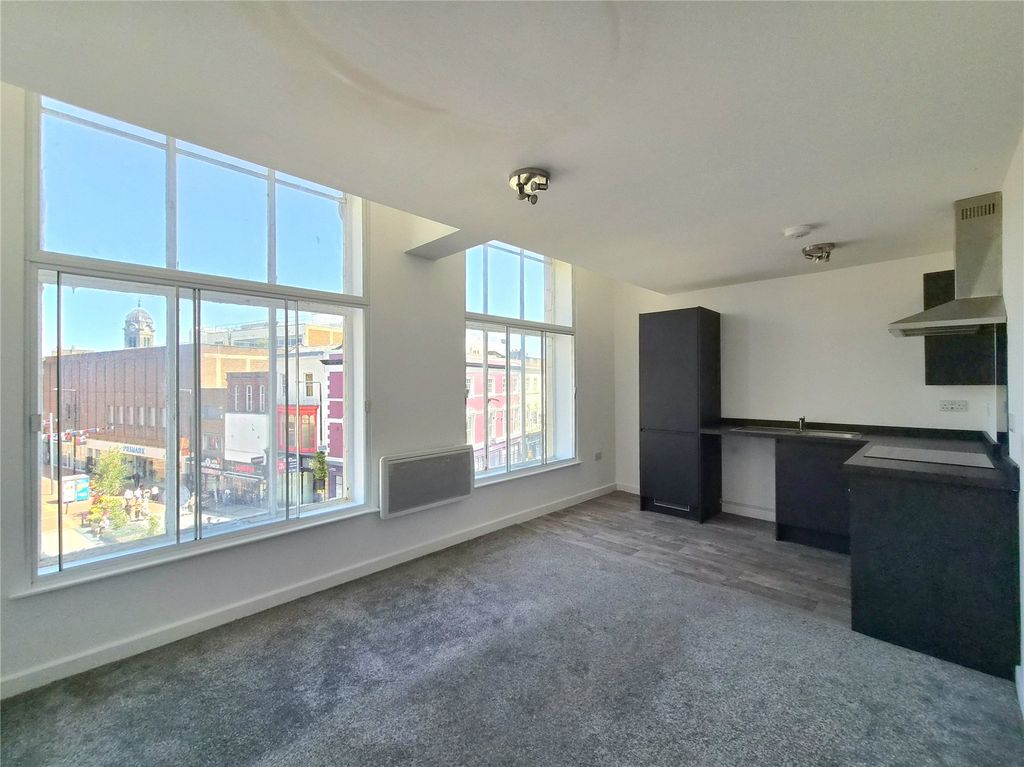 Property photo 3 of 11 Picture No. 03