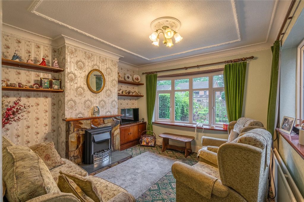 Property photo 2 of 29 Picture No. 10