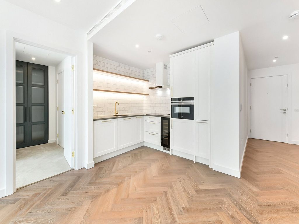 Property photo 1 of 15 Cashmere Wharf