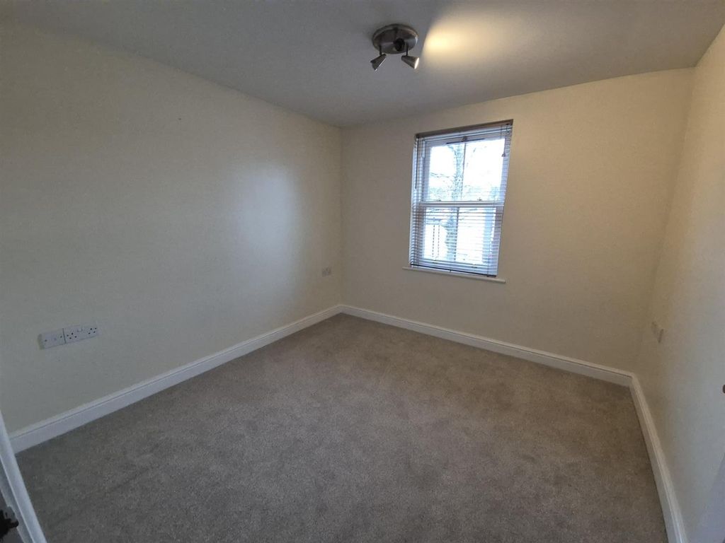 Property photo 3 of 9 20260211_112210_Resized.Jpg