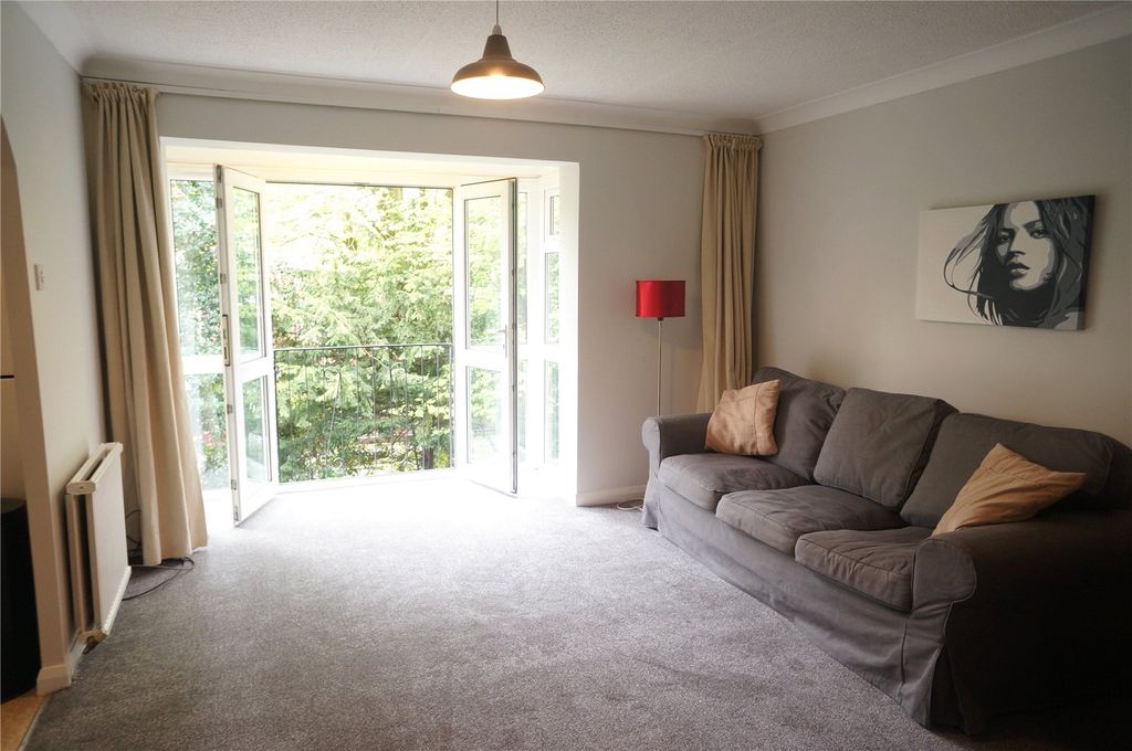 Property photo 2 of 9 Picture No. 08