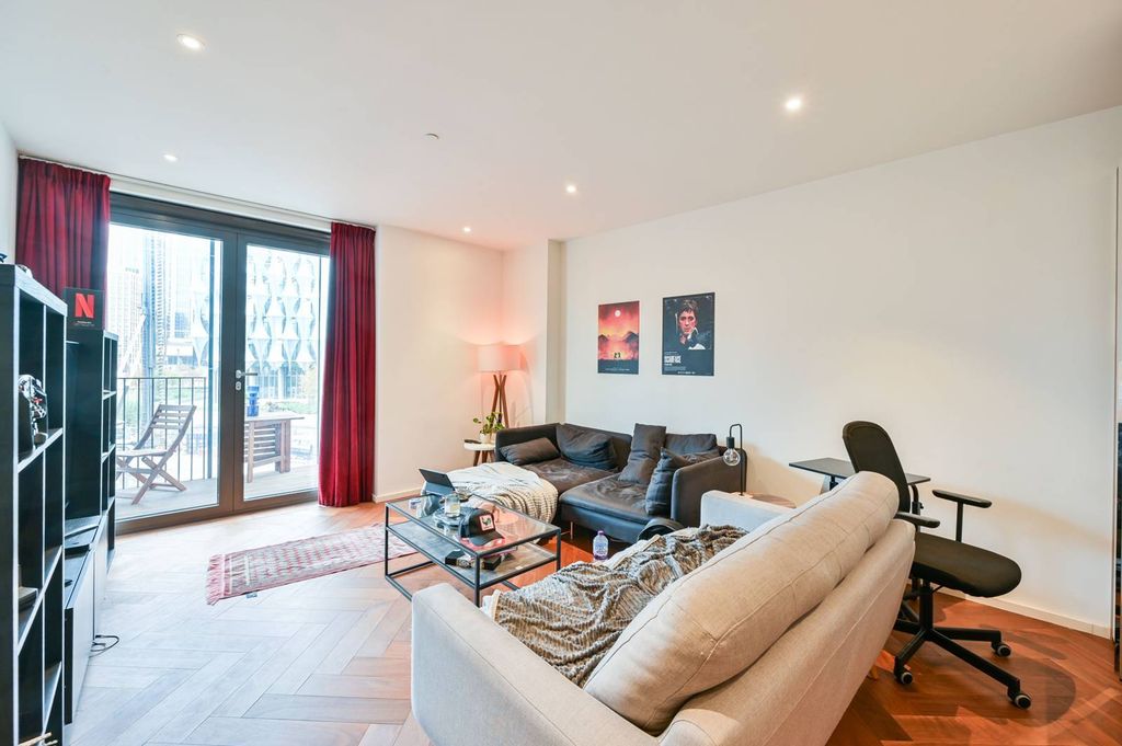 Property photo 3 of 11