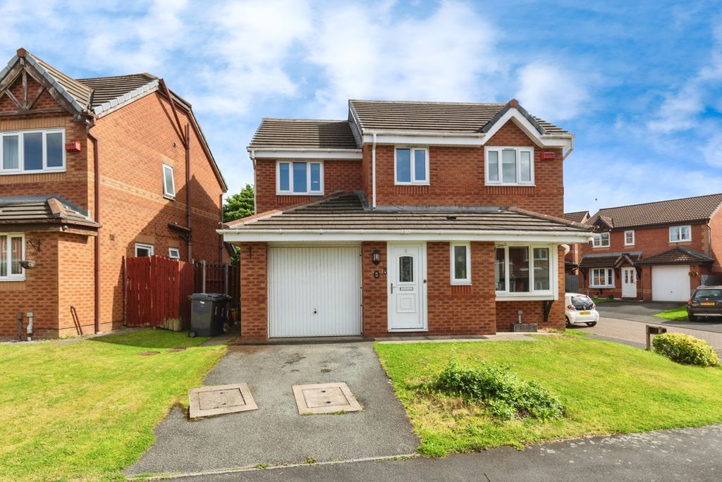 Property photo 1 of 17 Front External