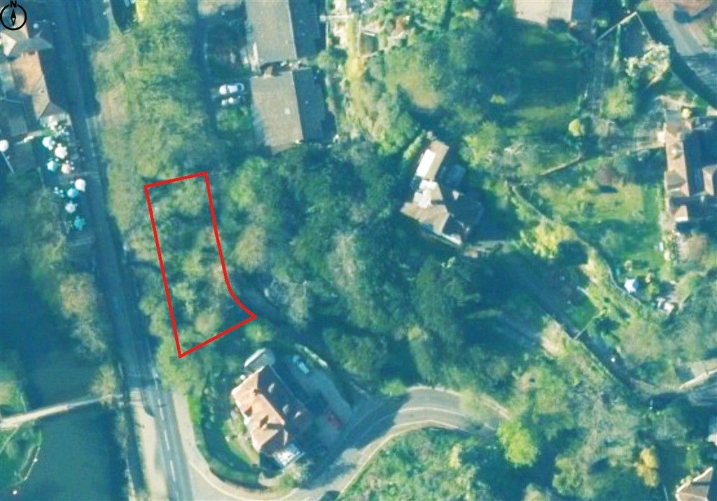 Property photo 1 of 2