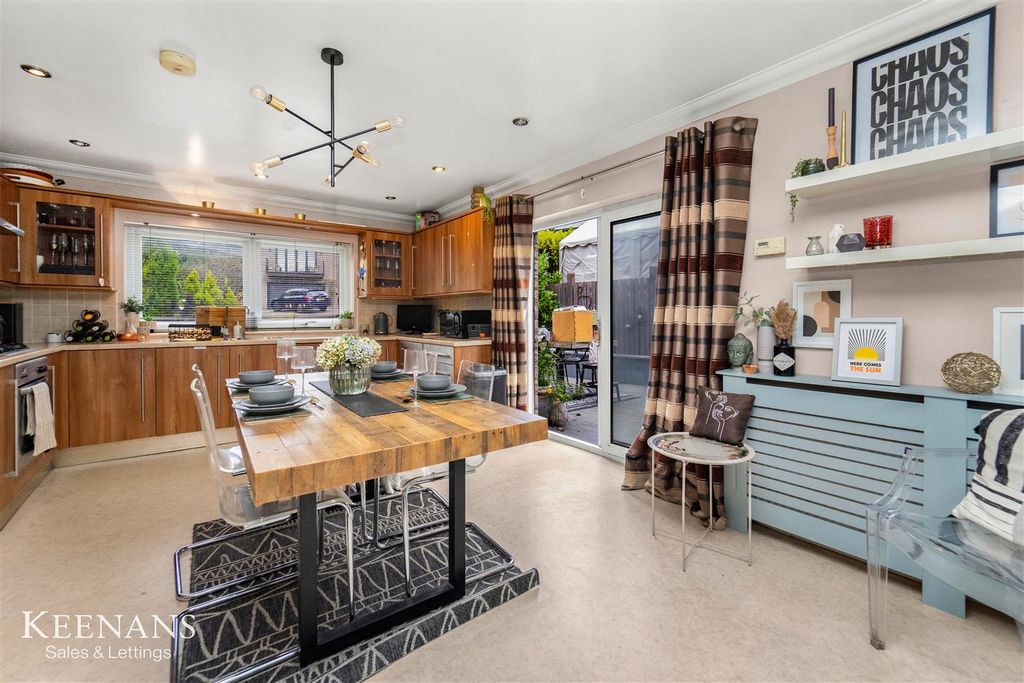 Property photo 3 of 60 3.Jpg