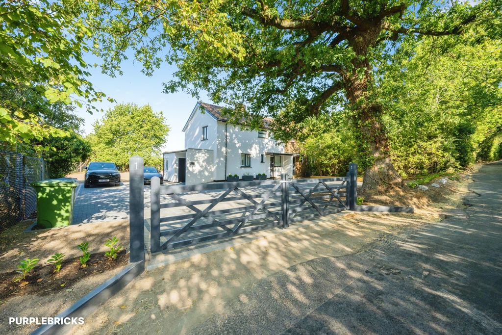 Property photo 1 of 37