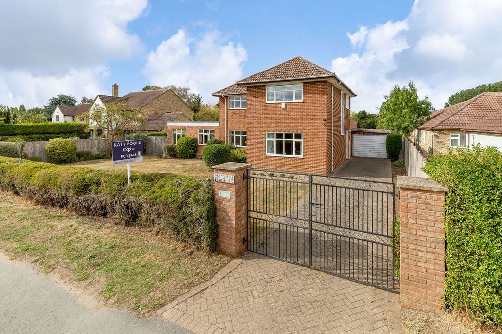 Property photo 1 of 11