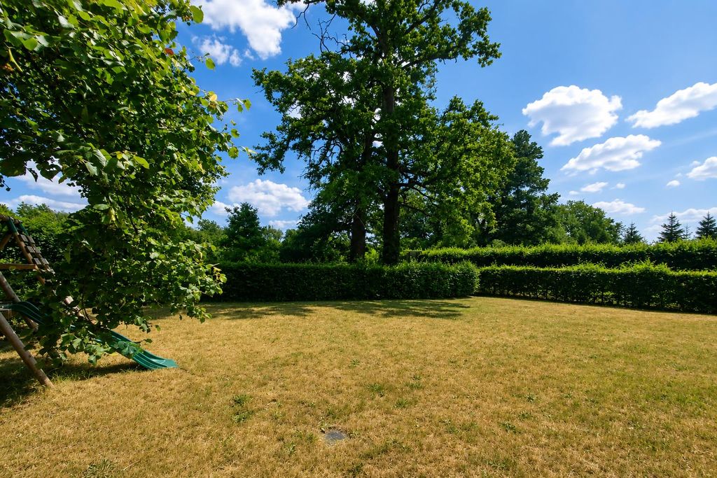Property photo 2 of 12 Back Garden