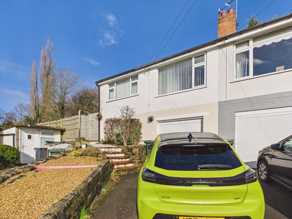 Property photo 1 of 12 Cam04899G0-Pr0284-Still016.Jpg