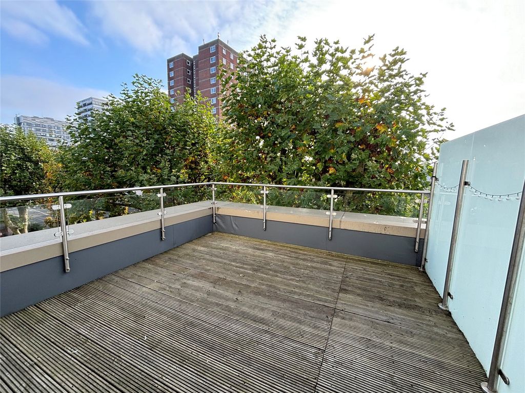 Property photo 3 of 7 Picture No. 03