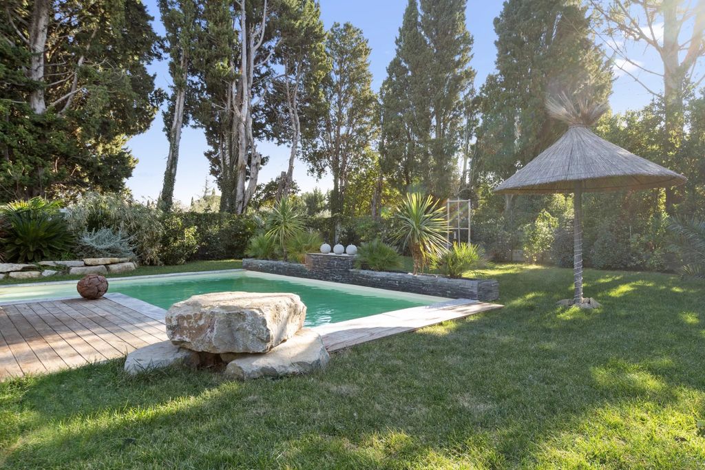 Property photo 3 of 20