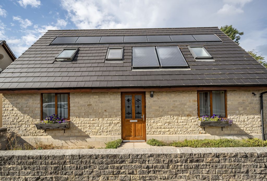 Property photo 1 of 16 1343147-6-68Adf0F...