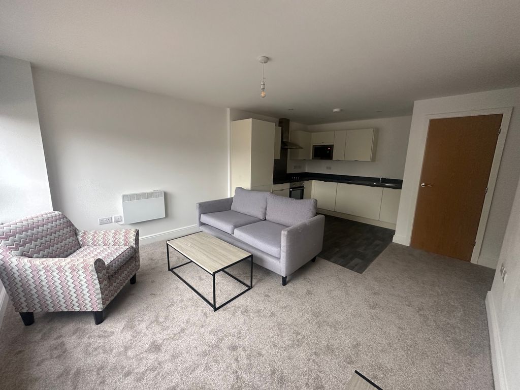 Property photo 2 of 4 Living Room