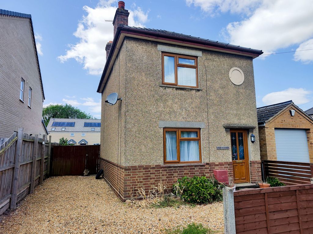Property photo 1 of 19
