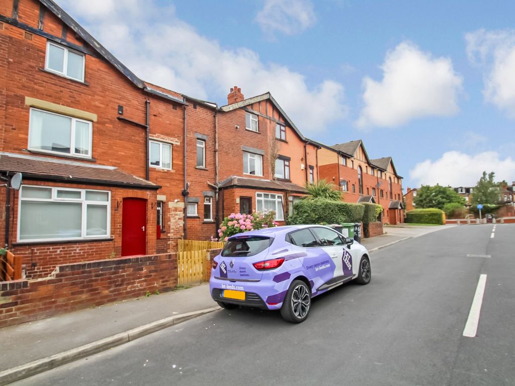 Property photo 2 of 17 Picture No. 13