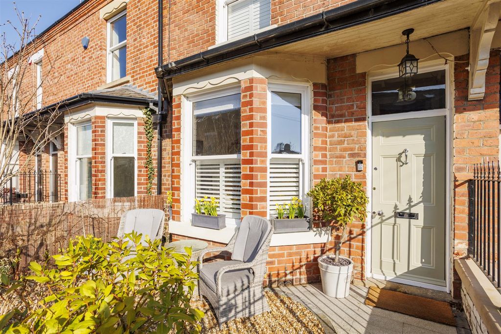 Property photo 2 of 43 15_Second_Avenue_3.Jpg