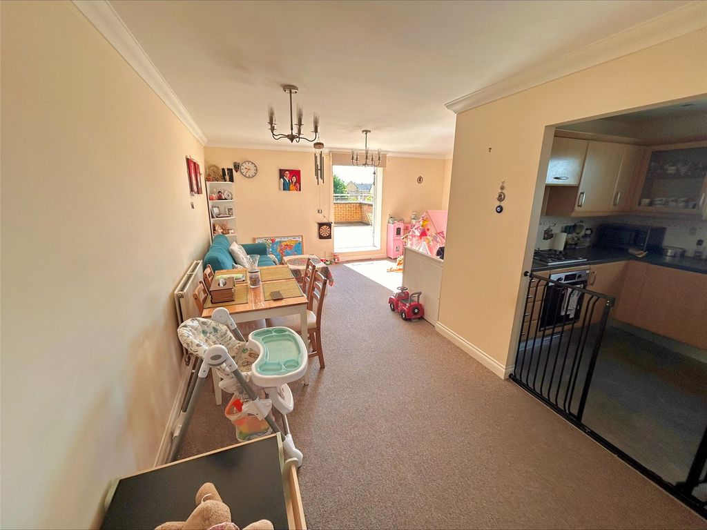 Property photo 3 of 15 Picture No. 04