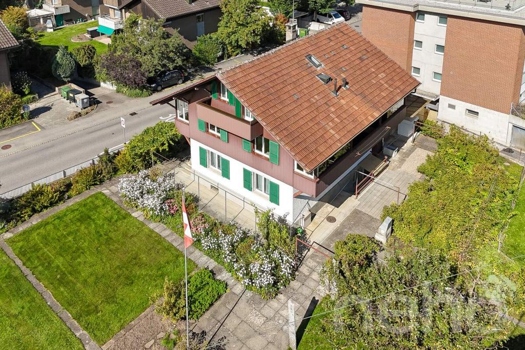 Property photo 1 of 13