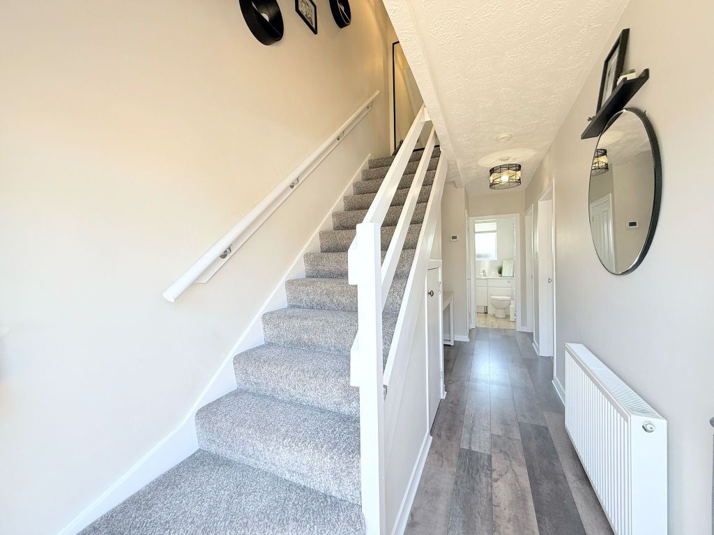 Property photo 2 of 29