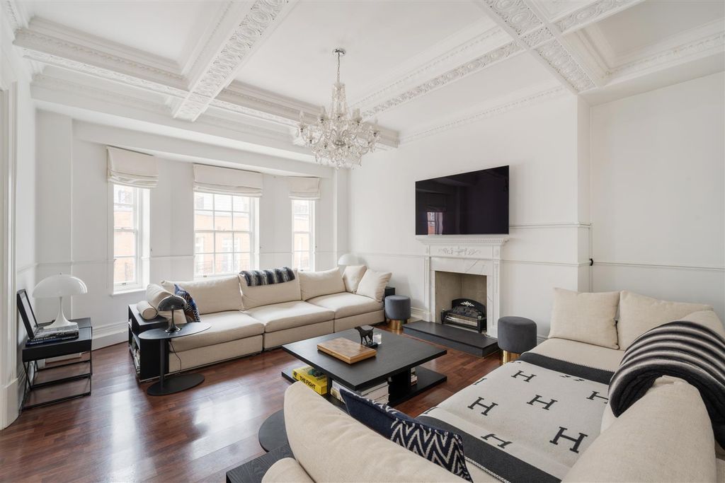 Property photo 1 of 12 Hansonâ€™S Estate-16 Claridges House-02_Hi.Jpg