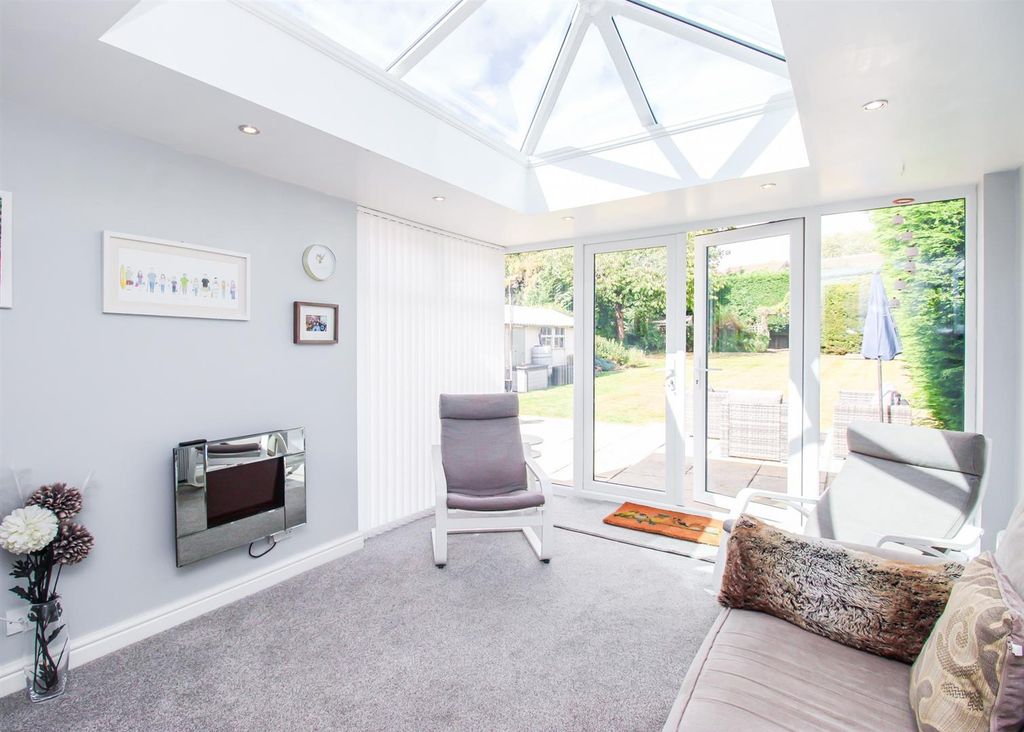 Property photo 3 of 19 Sun Room