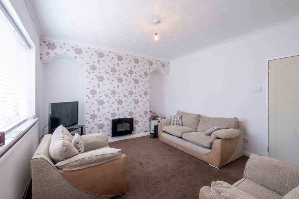Property photo 2 of 24
