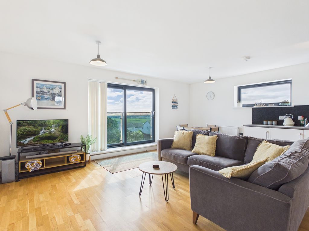 Property photo 2 of 8 Open Plan Living Space