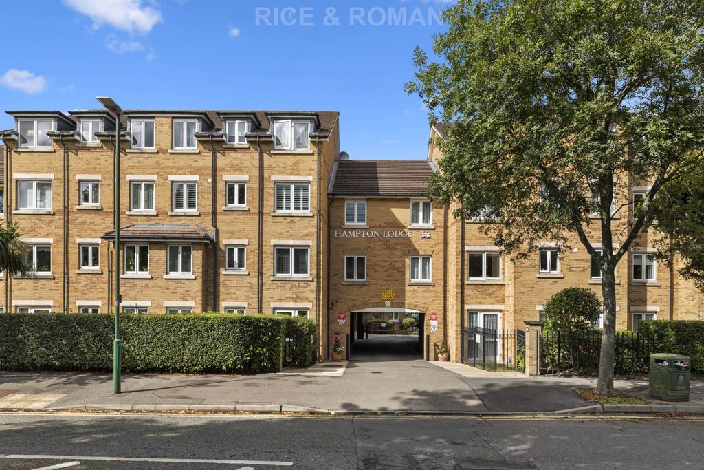 Property photo 1 of 7