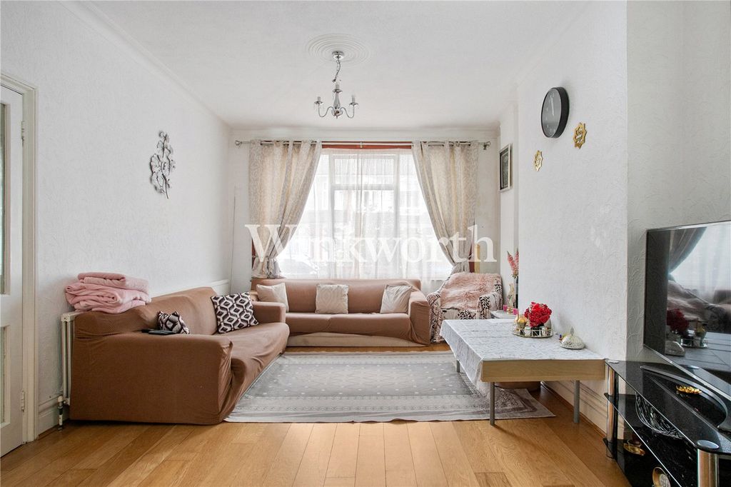 Property photo 1 of 12 Picture No. 14