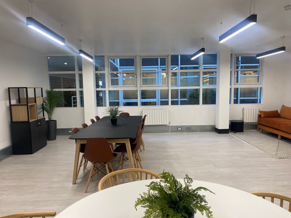 Property photo 1 of 5 Photo 6