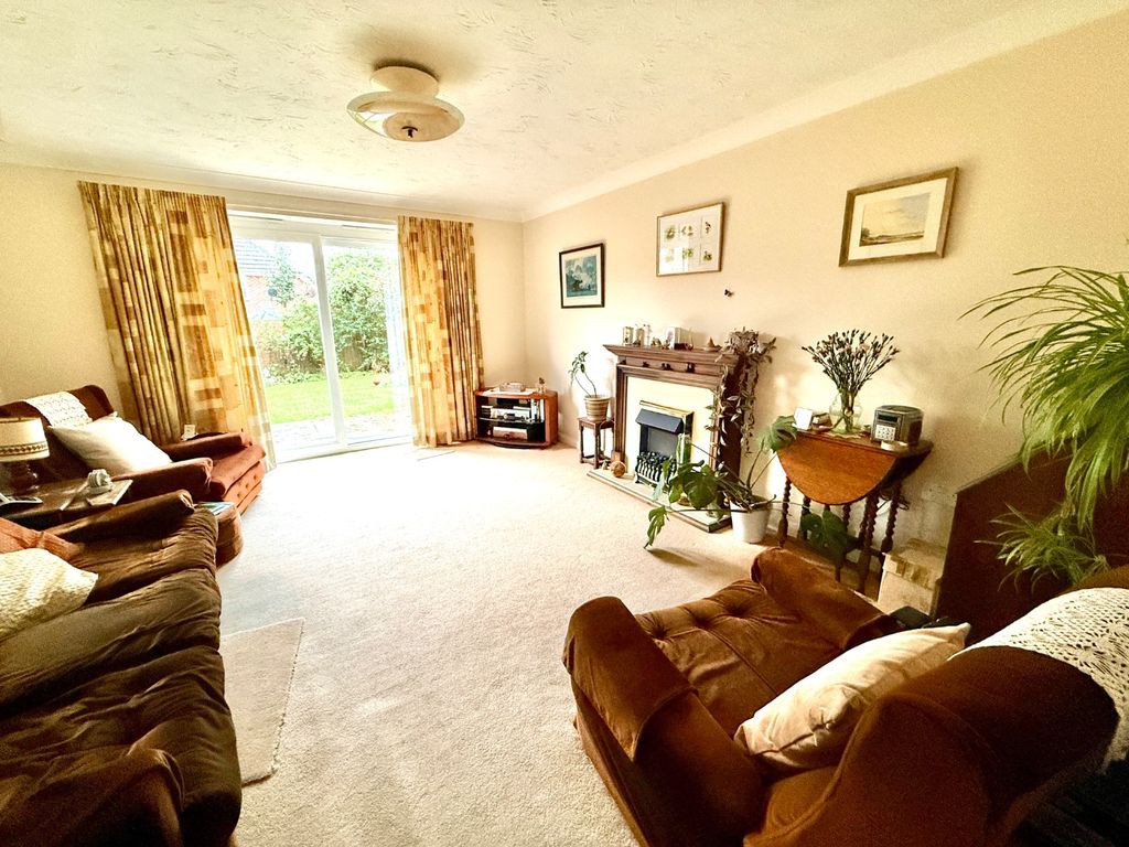 Property photo 2 of 28 4105113