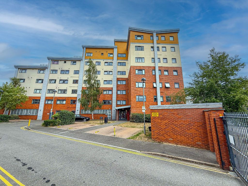 Property photo 1 of 9 4471701